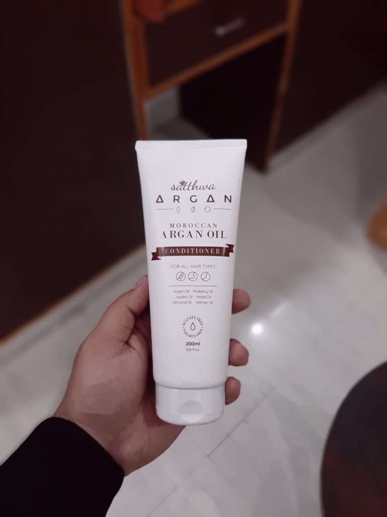 satthwa argan oil plant based conditioner